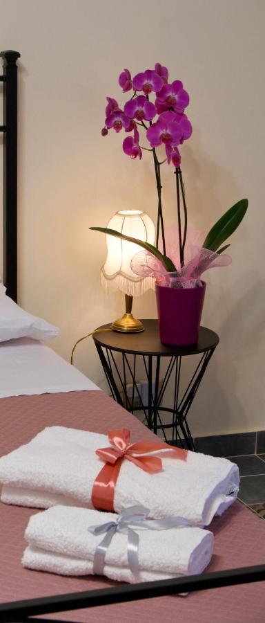 Domus Aurea Bed and Breakfast Montalbano Elicona Exteriör bild