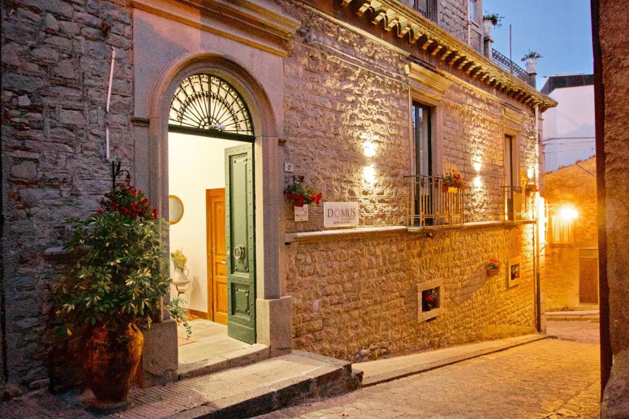 Domus Aurea Bed and Breakfast Montalbano Elicona Exteriör bild