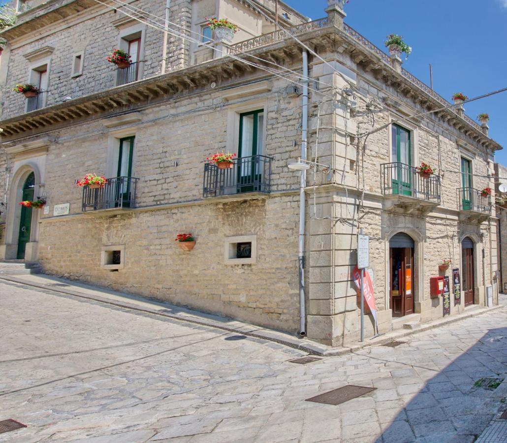 Domus Aurea Bed and Breakfast Montalbano Elicona Exteriör bild
