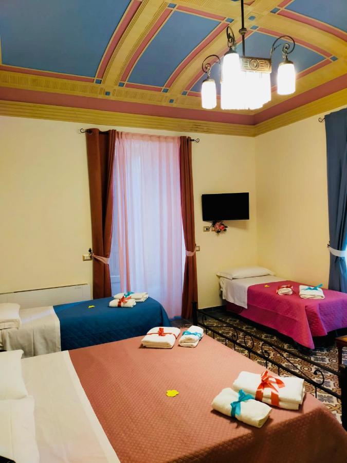 Domus Aurea Bed and Breakfast Montalbano Elicona Exteriör bild